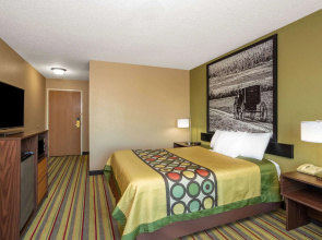 Super 8 Goshen