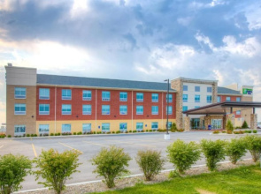 Holiday Inn Express & Suites Remington by IHG