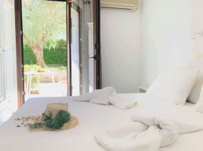 Estrella Delmar Studio
