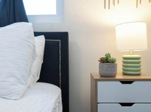 Wonderful 2-BR Apt Near Dodger