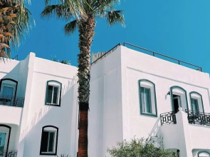Yalinn Hotel