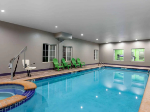 La Quinta Inn & Suites Huntsville Airport Madison