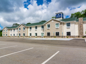 Cobblestone Hotel & Suites - Harborcreek