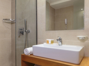 Athena Hotel
