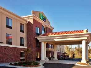 Holiday Inn Express Hotel & Suites Picayune