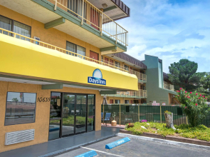 Days Inn by Wyndham El Paso Airport East
