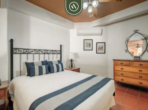 Amazing 1 BR Condo - Partial Oceanview - Pool