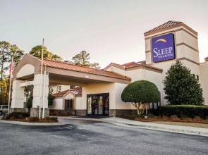 Sleep Inn & Suites Spring Lake - Fayetteville near Fort Bragg