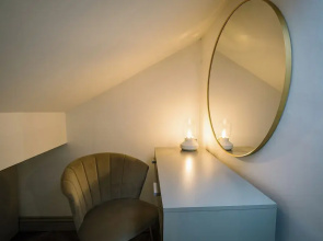 Sun St Apartment 5