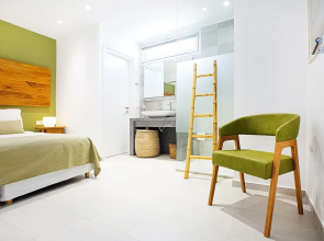 Beautiful Luxe Villa in Private Olive Grove, sea and Mountain View, Close to sea