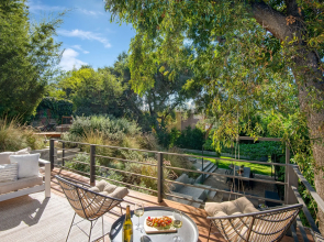 Silver Screen by Avantstay Luxe Backyard Escape