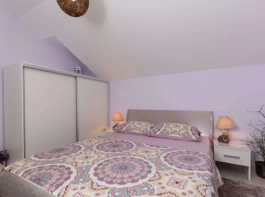 Apartment Cetinic - Two Bedroom Apartment With Terrace and Sea View