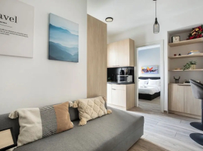 Sway - Chic 1-BR Apt & Balcony in Athens