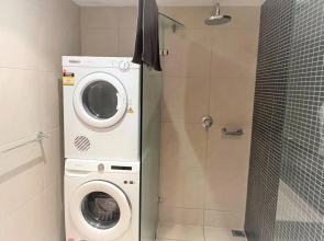 Darwin City Apartment with Harbour View & Pool