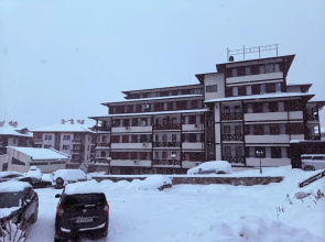 Florimont Heights Apart Complex