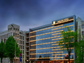 Avalon Hotel & Conferences