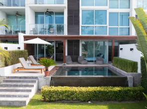 The Surf-point Condo by Acomodo Riomar