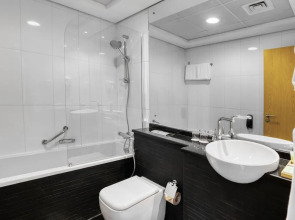 Grand Heights Dubai Hotel Apartments