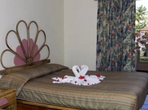 Fun Tropicale Beach Resort