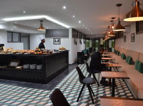 Suites Hotel Le Yacht