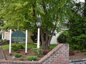 Apple Bin Inn