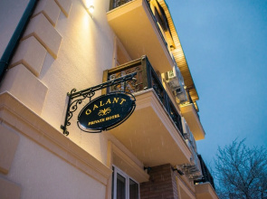 Galant Hotel
