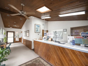 River Oak Inn