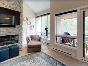 Modern 3 Bedroom Luxury Rental in Cascade Village With Shuttle to Vail Village and Lionshead