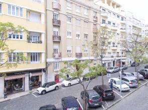 Eduardo vii park great bright apt with ac elevator