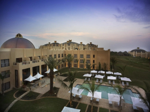 Sibaya Lodge