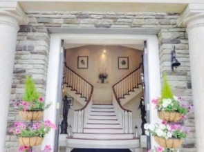 Lakeview Lodge Bed and Breakfast
