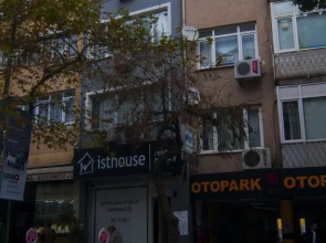 Isthouse I