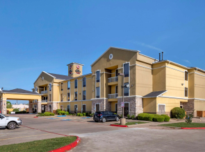 BEST WESTERN PLUS McKinney Inn & Suites