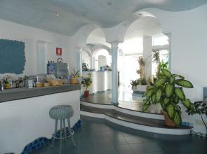 Hotel Holiday