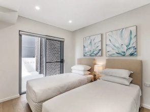 Pristine 3-bed Kiama Unit With Courtyard