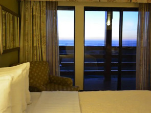 SureStay Plus Hotel Gold Beach