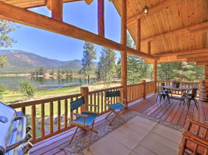 Scenic Riverfront Retreat w/ Hot Tub & Kayaks!