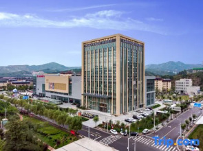 Lavande Hotel (Baoding Luping Branch)