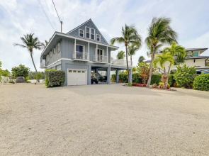 Waterfront Gem w/ Decks, Views & More in Key Largo