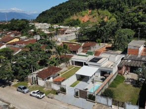Linda Casa Com Piscina Churrasqueira Wifi Em Massaguaçu Caragua