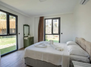 Limon Homes Dublex Daily Weekly Rentals