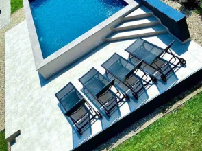 Lelle Sun and Pool Apartments