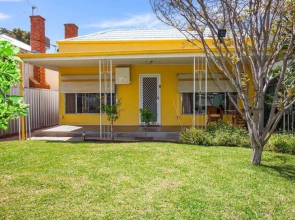 Lemon Cottage