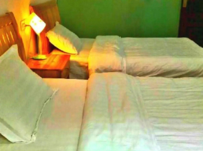 Deng Ba Hostel Zhenyuan Branch