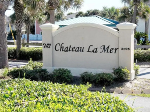 Chateau La Mer #7D