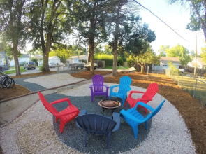 UNC Hideaway King Beds, Backyard & Bicycles