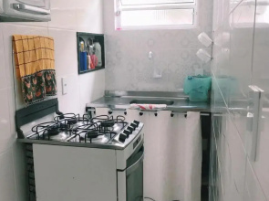 Suíte com cozinha no quintal da casa