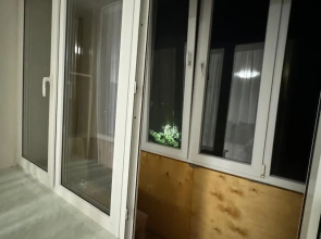 Apartments on Constitution Street 1