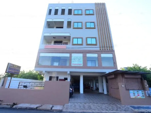 Hotel Laxmi Vridhi By OYO Rooms