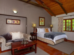 Whispering Pines Country Estate